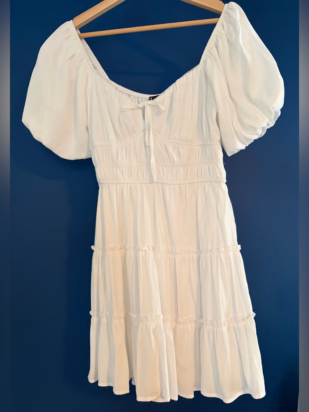 Trixxi White Puff-Sleeve Tiered Babydoll Mini Dress
